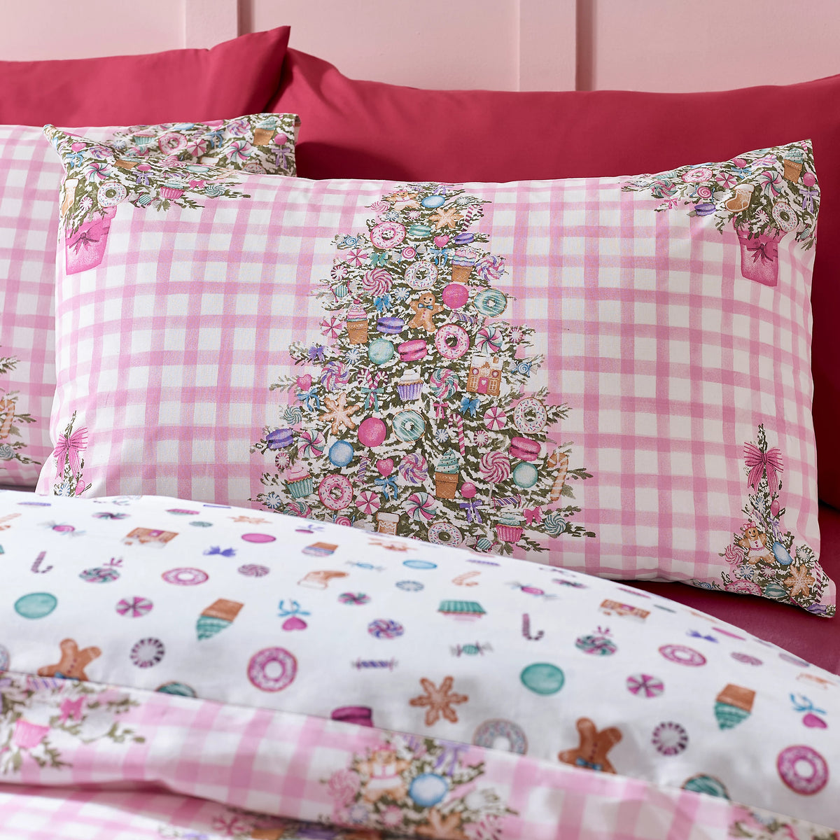 Catherine Lansfield Pink Christmas Sweets and Treats Reversible Duvet Cover Set