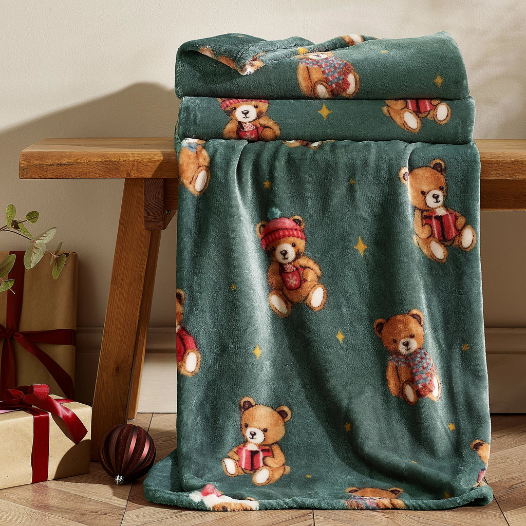 Catherine Lansfield Green Christmas Tartan Teddy Bear Fleece Blanket Throw