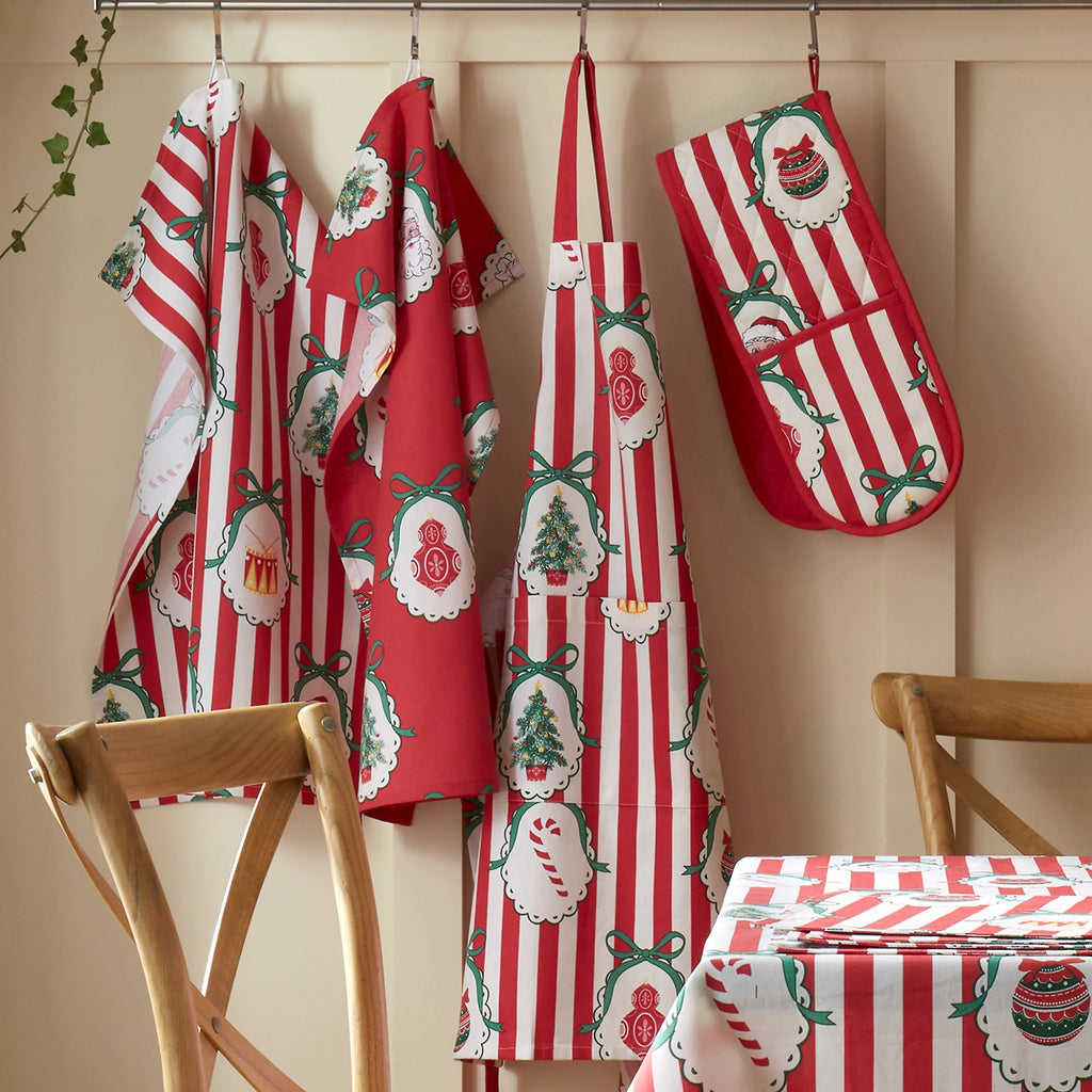 Catherine Lansfield Christmas Vintage Stripe Cotton Kitchen Apron in Red