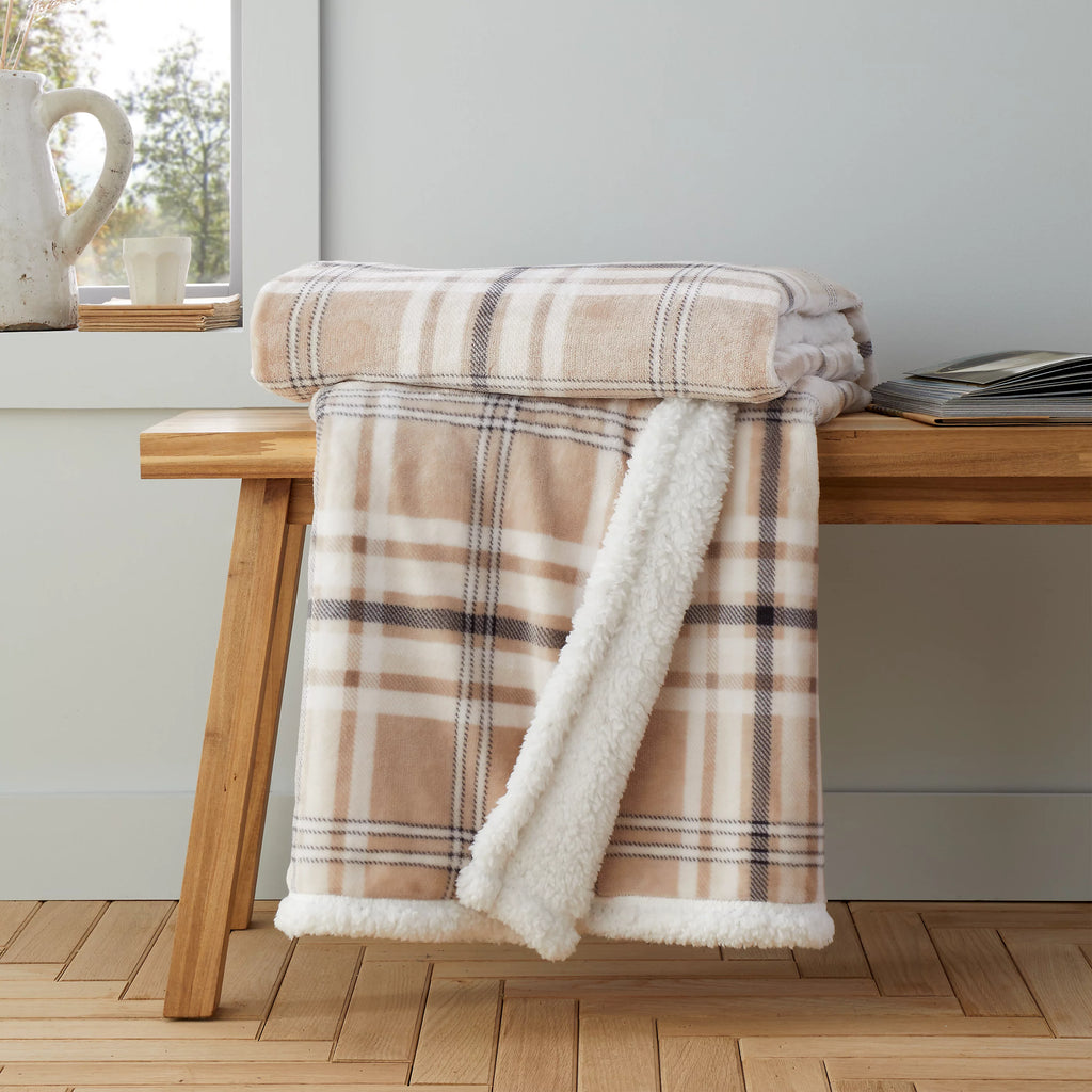 Catherine Lansfield Cosy Kelso Check Throw Natural 130x170cm