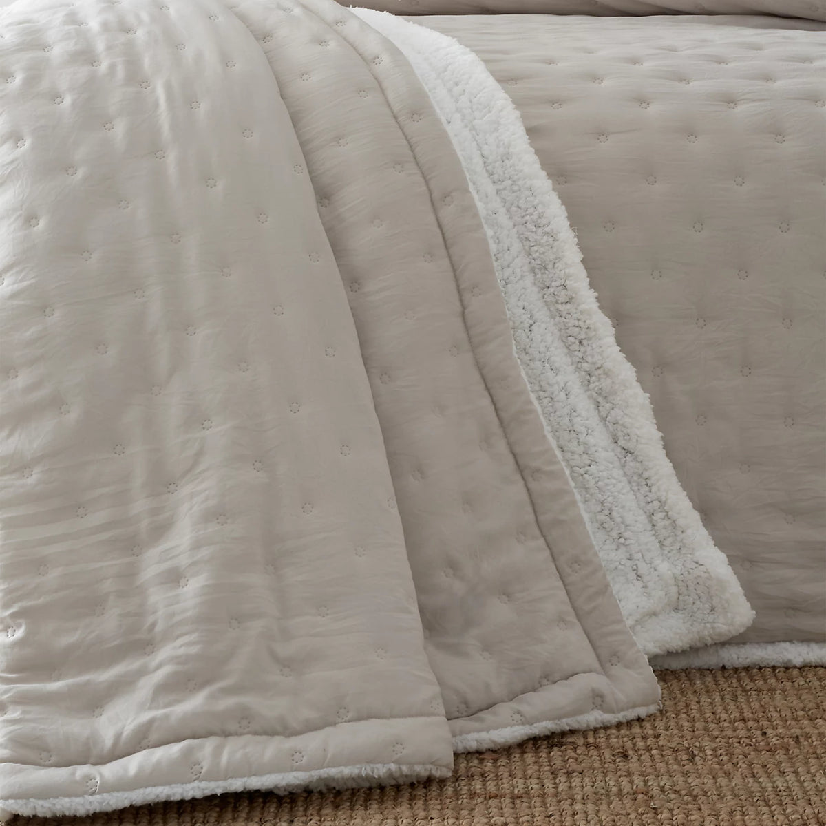 Catherine Lansfield Cosy Nori Sherpa Cream Bedspread 220x230cm