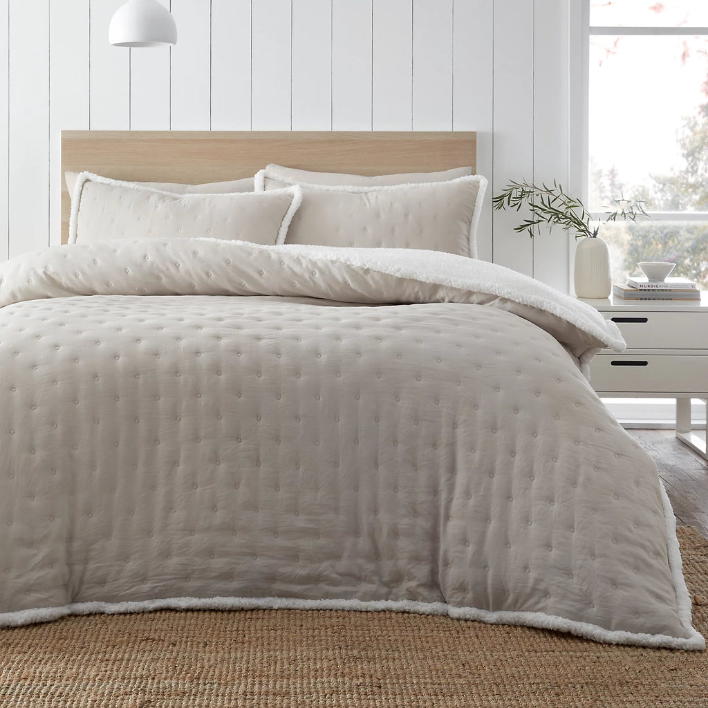 Catherine Lansfield Cosy Nori Sherpa Duvet Cover Set Cream