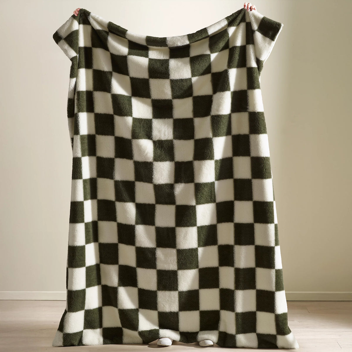 Catherine Lansfield Green Cosy Soft Checkerboard Fleece Blanket Throw
