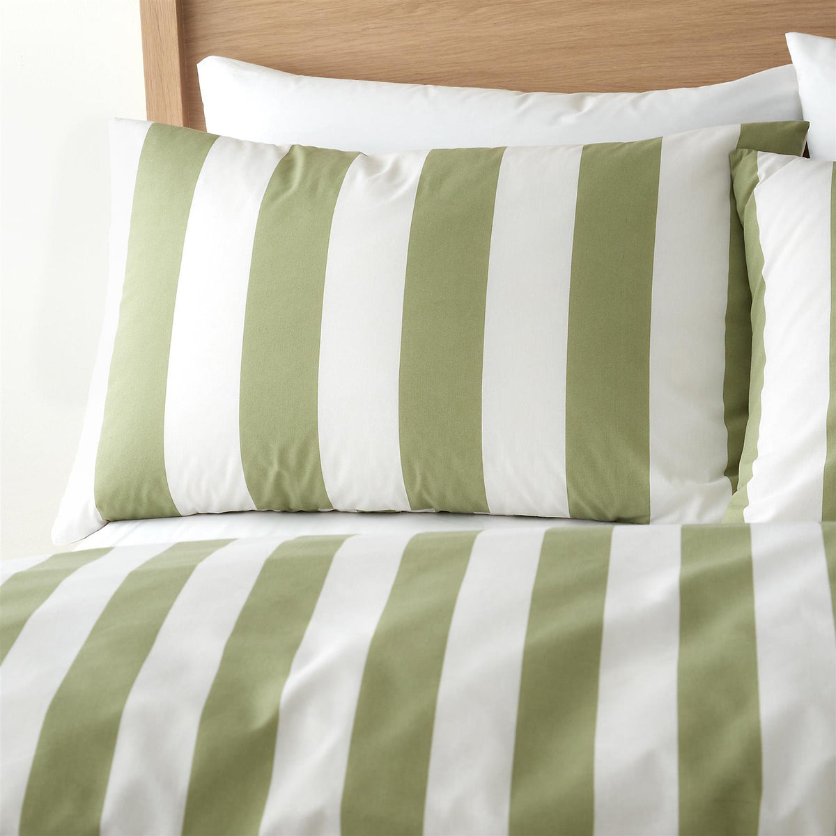 Catherine Lansfield Cove Stripe Green Duvet Cover Set