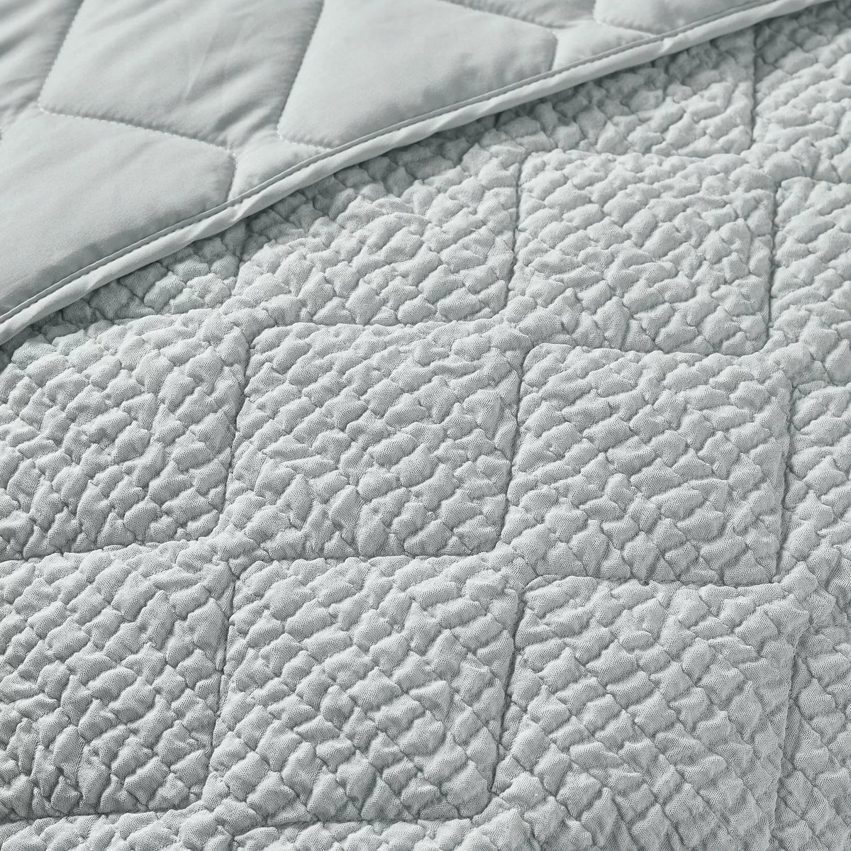 Catherine Lansfield Crinkle Seersucker Texture 220x220cm Bedspread - Green