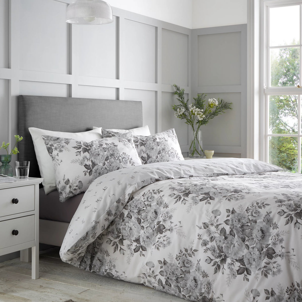 Catherine Lansfield Elinda Floral Reversible Duvet Cover Set Grey