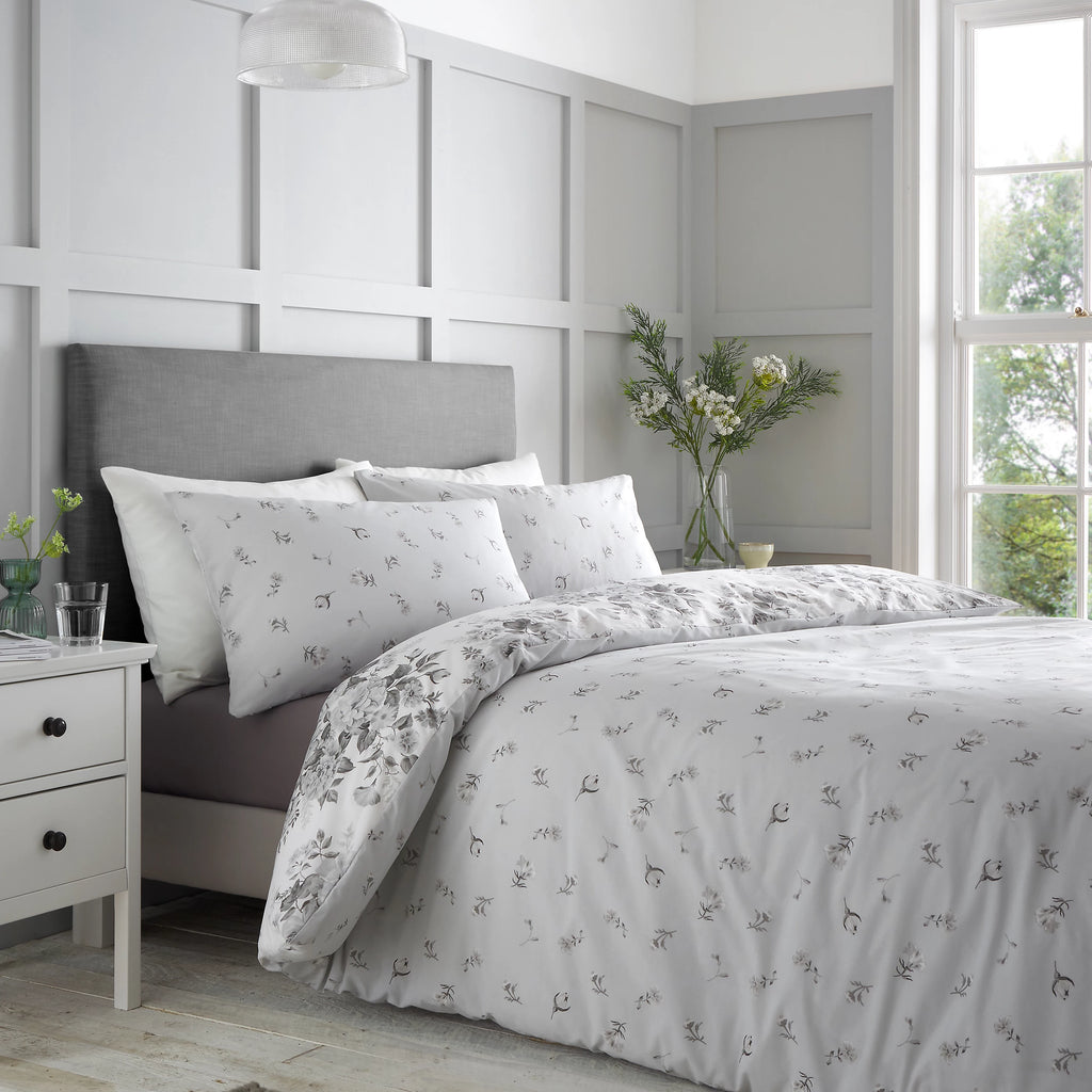 Catherine Lansfield Elinda Floral Reversible Duvet Cover Set Grey