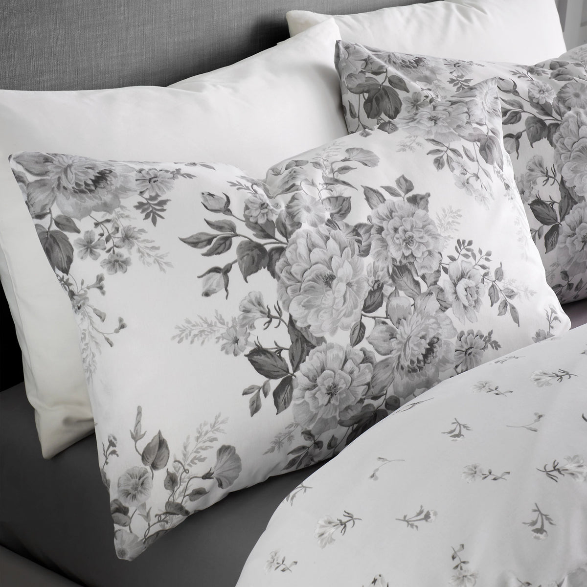 Catherine Lansfield Elinda Floral Reversible Duvet Cover Set Grey