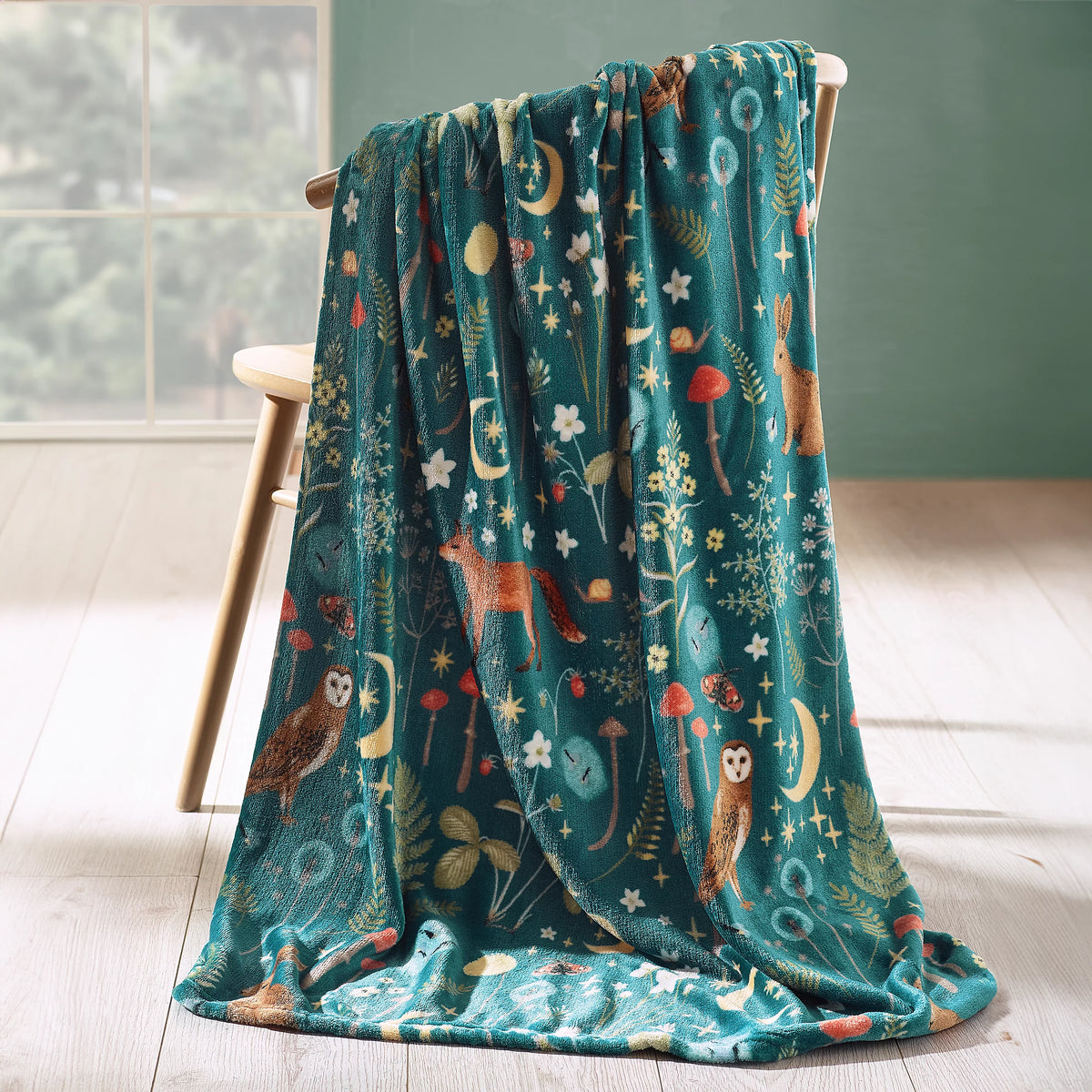 Catherine Lansfield Enchanted Twilight Animals Cosy Blanket Throw Forest Green