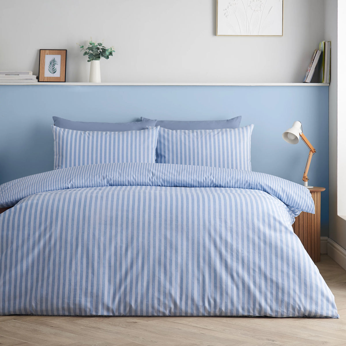 Catherine Lansfield Epping Textured Stripe Reversible Duvet Cover Set Blue