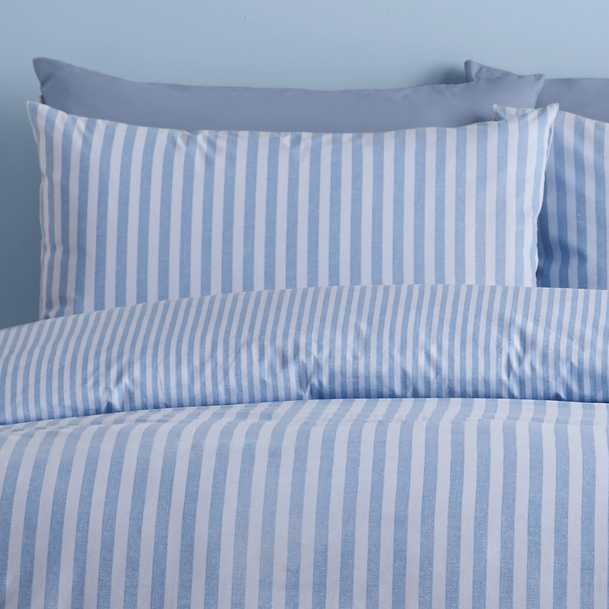 Catherine Lansfield Epping Textured Stripe Reversible Duvet Cover Set Blue