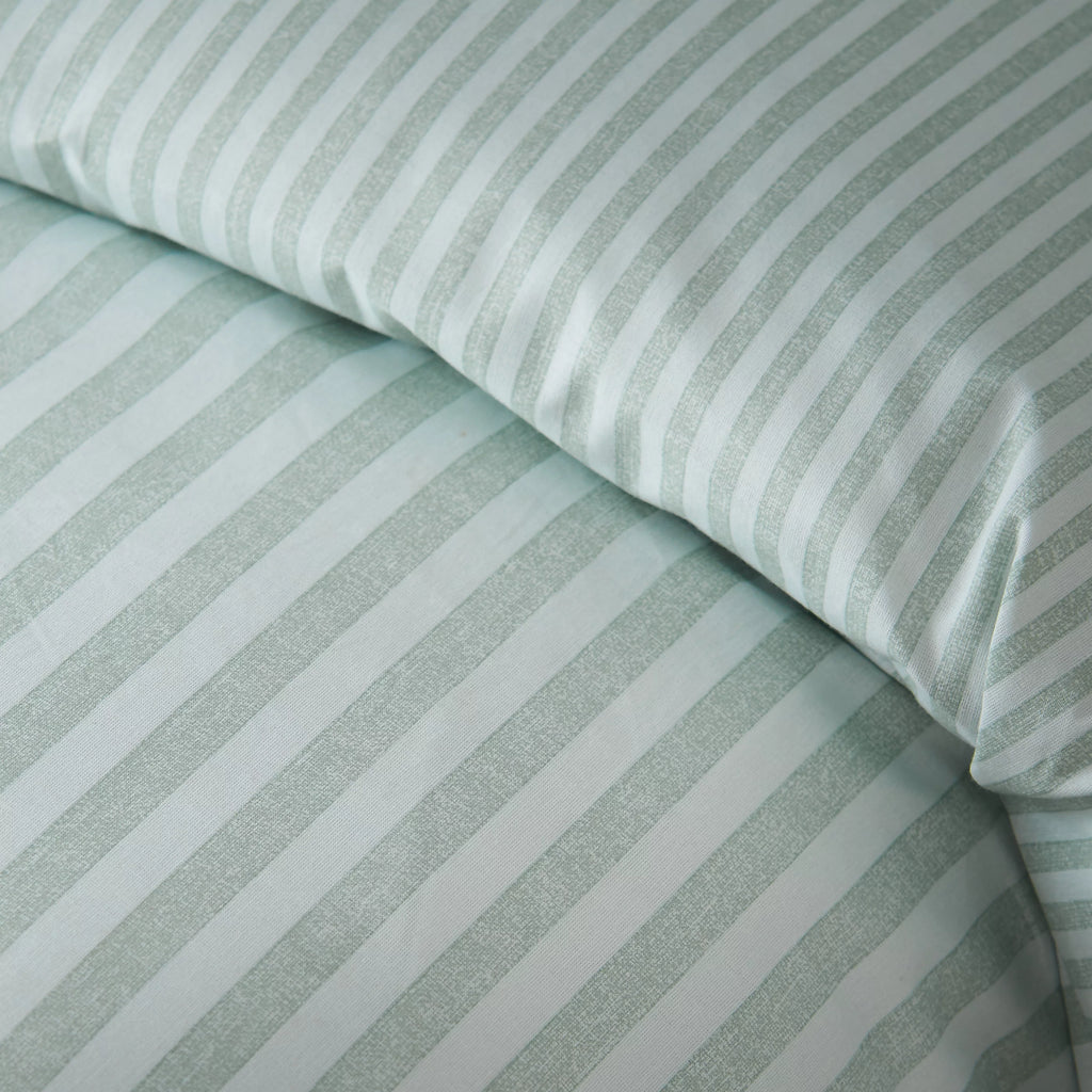 Catherine Lansfield Epping Textured Stripe Reversible Duvet Cover Set Green