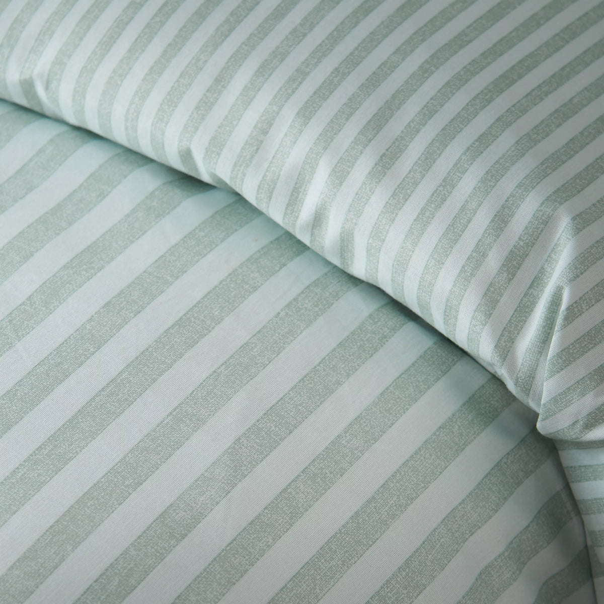 Catherine Lansfield Epping Textured Stripe Reversible Duvet Cover Set Green