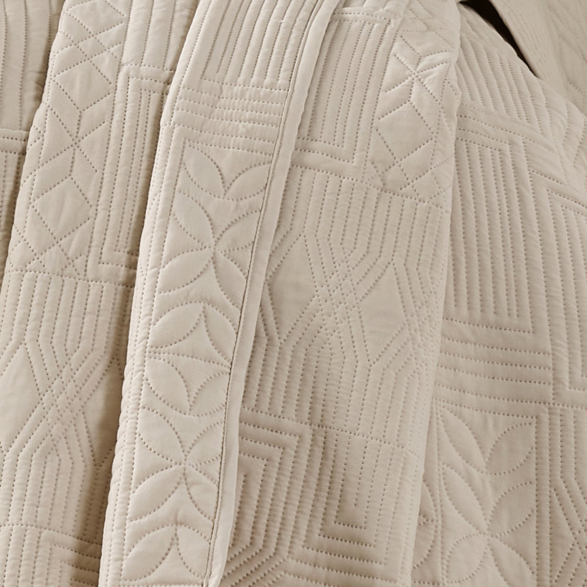 Catherine Lansfield Folkstone Geo 220x230cm Bedspread Natural