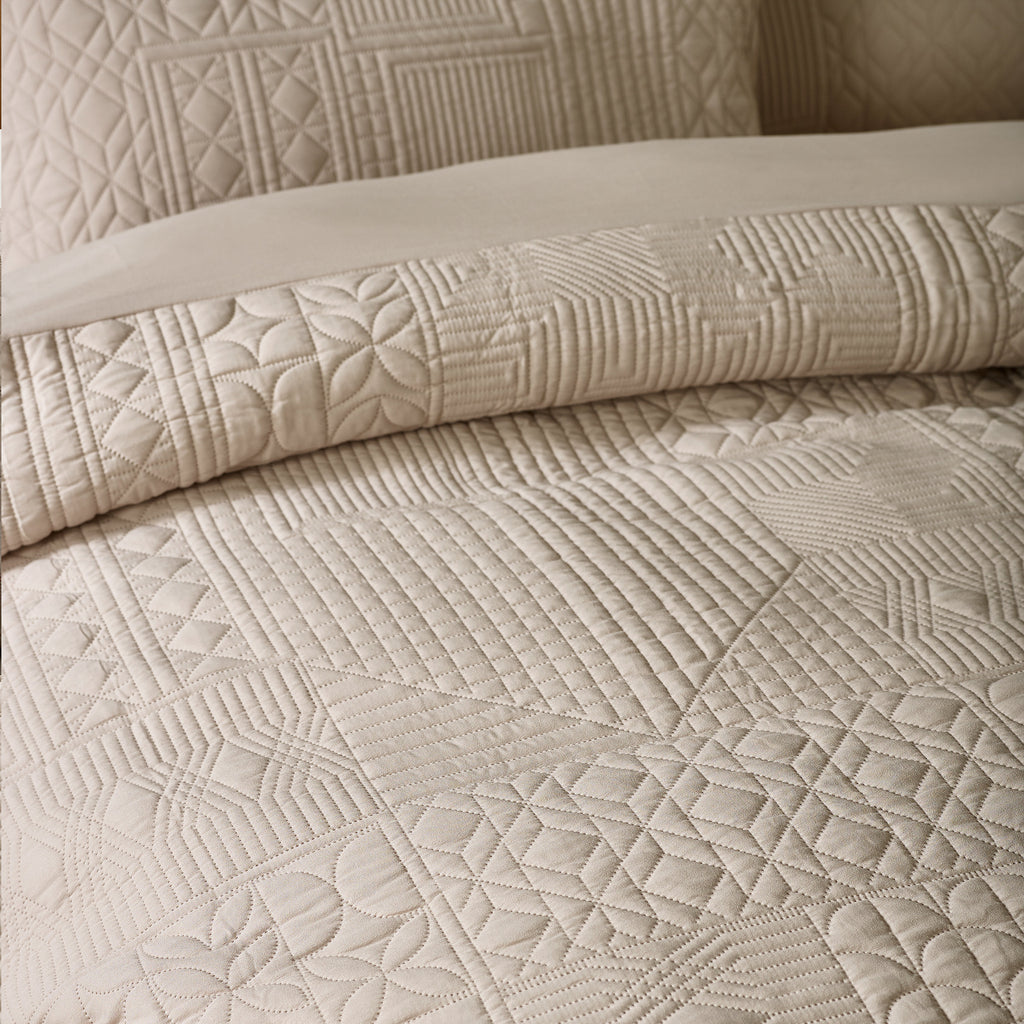 Catherine Lansfield Folkstone Geo Duvet Cover Set Natural