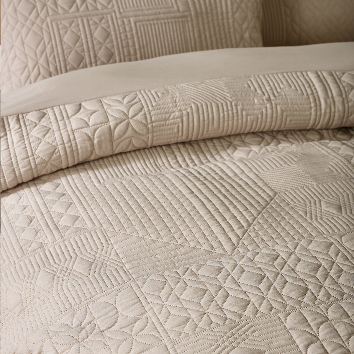 Catherine Lansfield Folkstone Geo Duvet Cover Set Natural