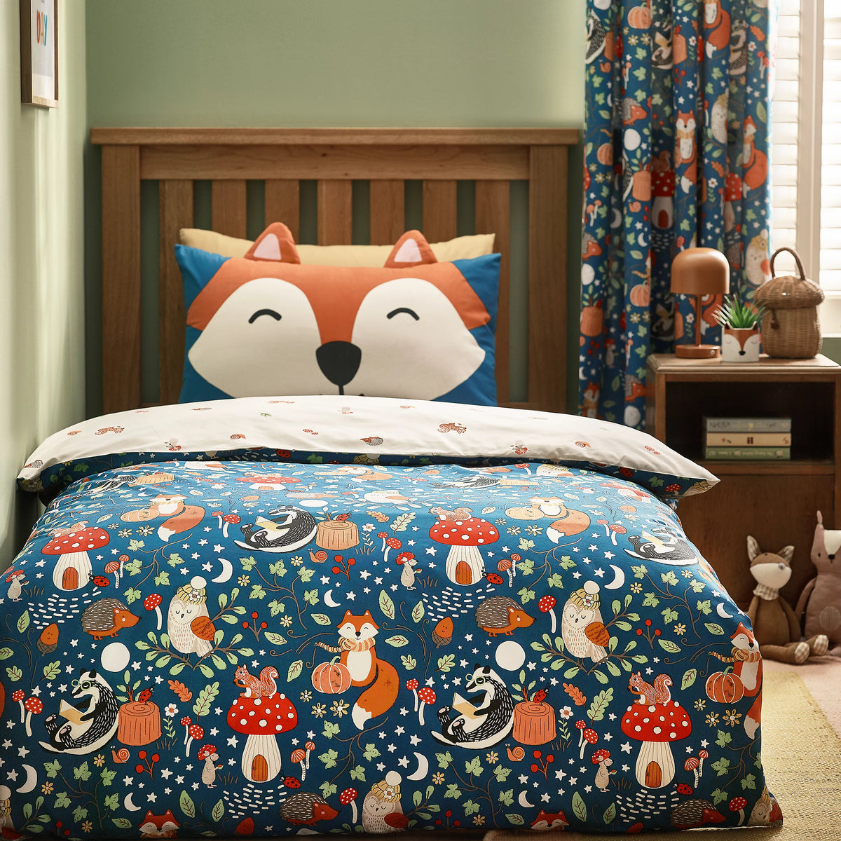 Catherine Lansfield Fox and Woodland Friends Reversible Duvet Cover Set in Green