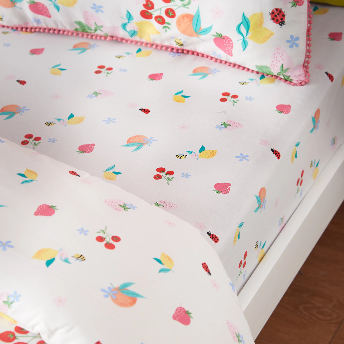 Catherine Lansfield Fruity Friends Fitted Sheet in Bright