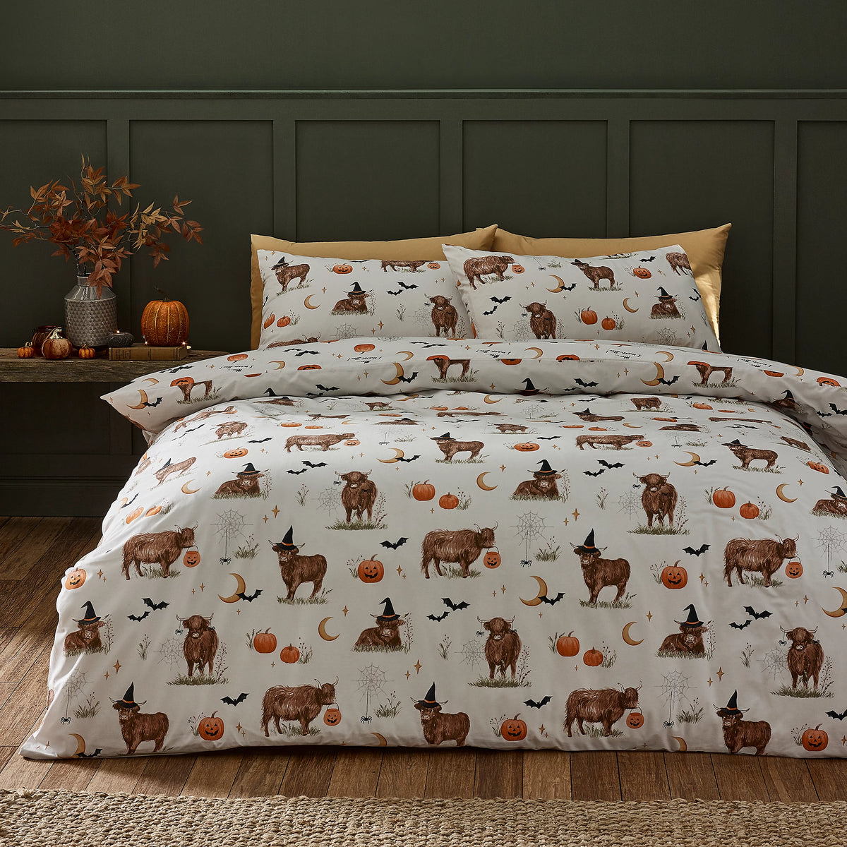 Catherine Lansfield Natural Halloween Highland Cow Duvet Cover Set