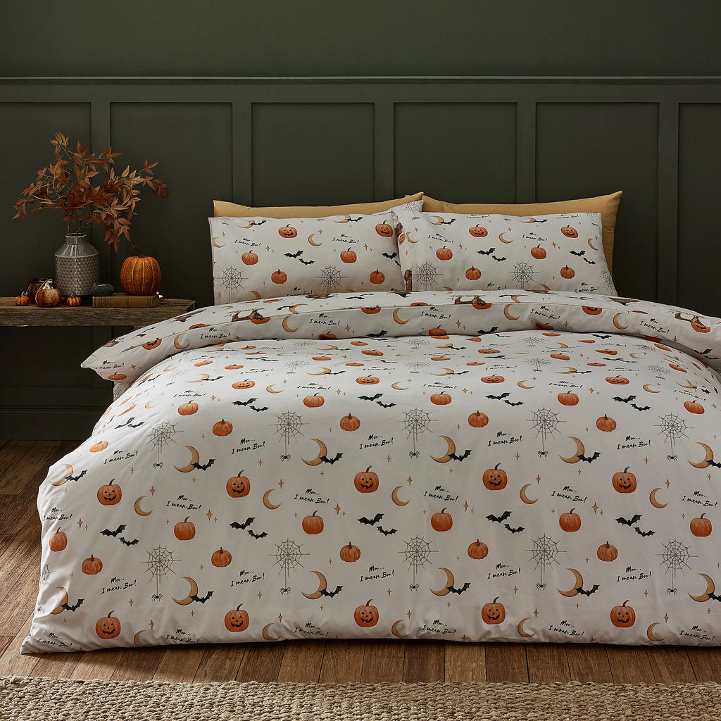 Catherine Lansfield Natural Halloween Highland Cow Duvet Cover Set