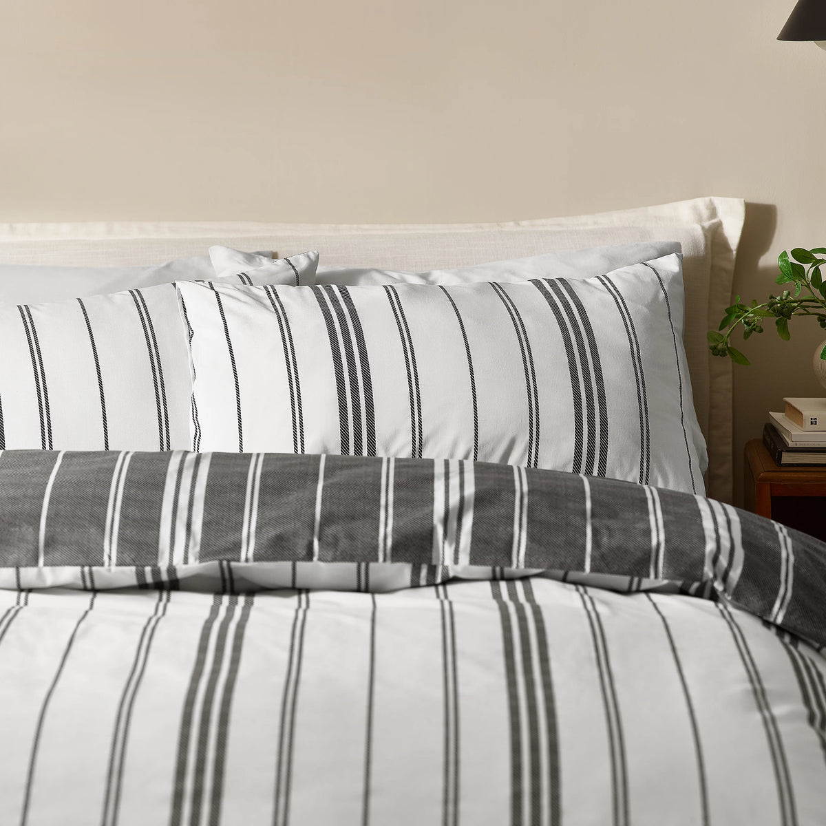 Catherine Lansfield Harbour Stripe Black Duvet Cover Set