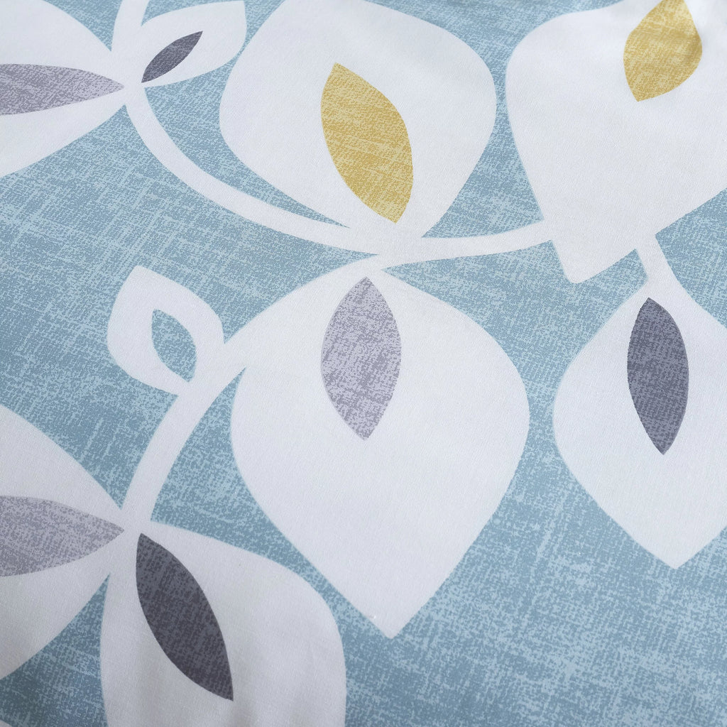 Catherine Lansfield Inga Leaf Eyelet Curtains in Teal 66 x 72 Inch