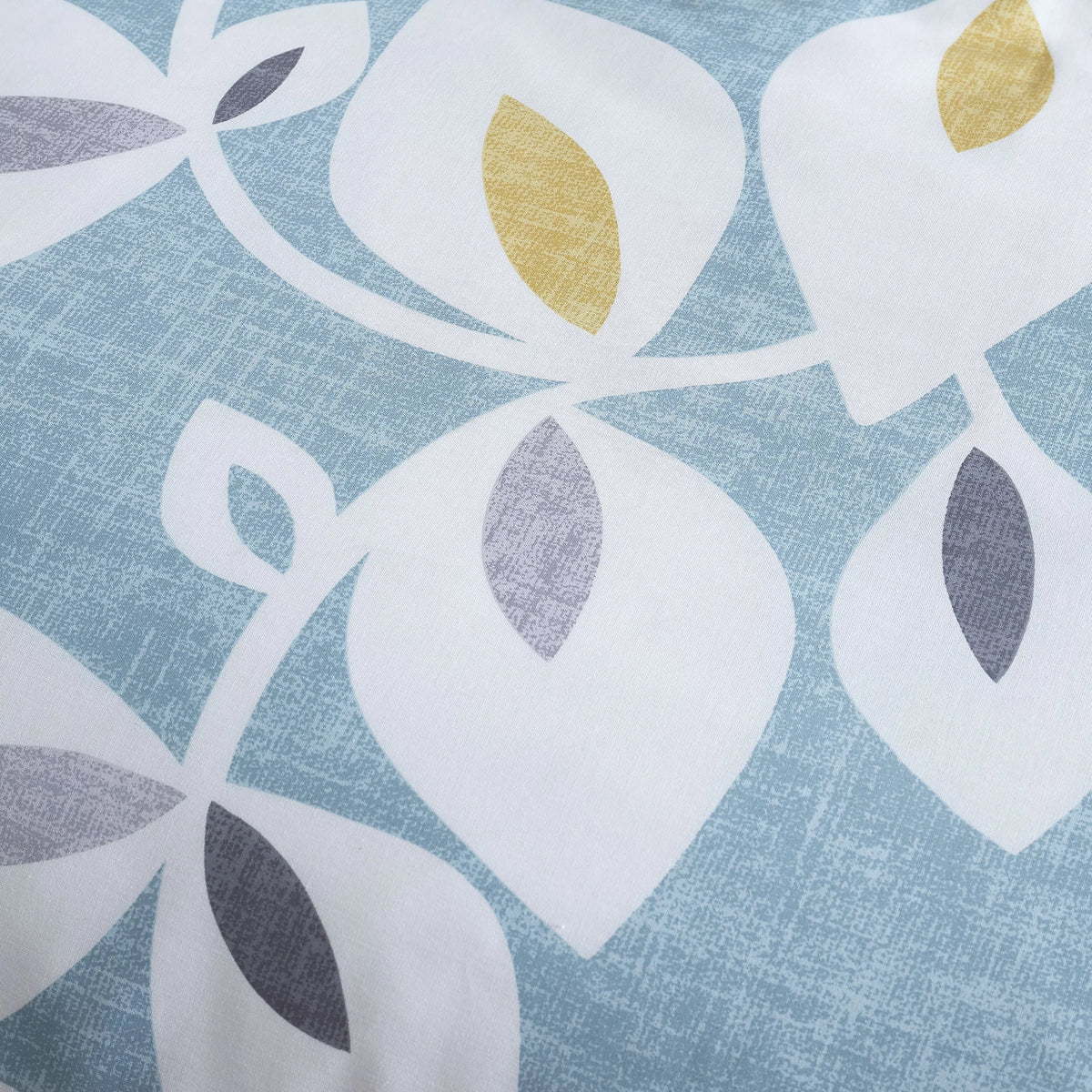 Catherine Lansfield Inga Leaf Eyelet Curtains in Teal 66 x 72 Inch
