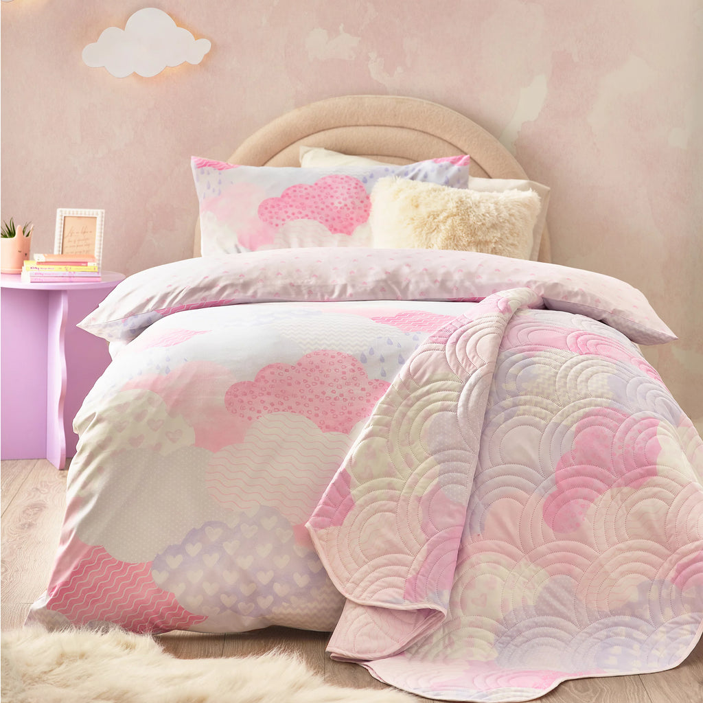 Catherine Lansfield Soft as a Cloud Bedspread in Pink 150 x 200cm