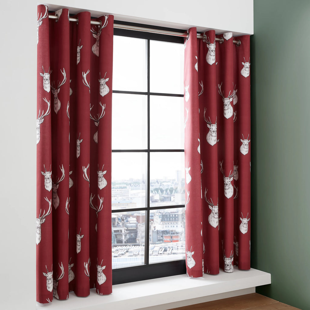 Catherine Lansfield Living Munro Stag Check Eyelet Curtains in Red 66 x 72 Inch
