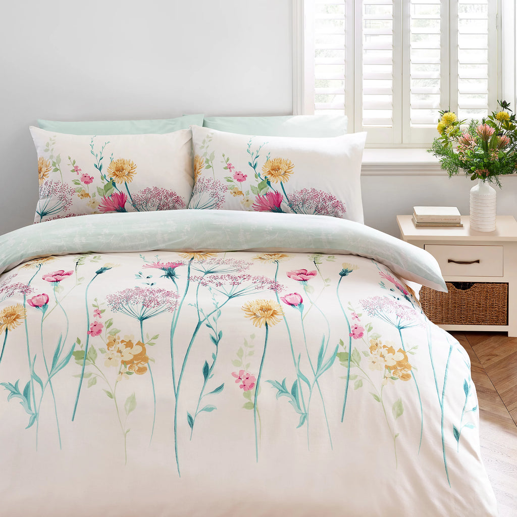 Catherine Lansfield Bright Meadowsweet Floral Reversible Duvet Cover Set