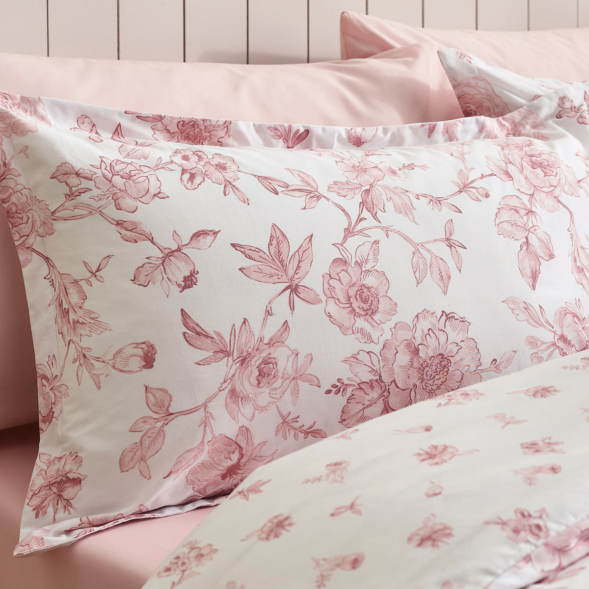 Catherine Lansfield Pink Mirabelle Floral Reversible Duvet Cover Set