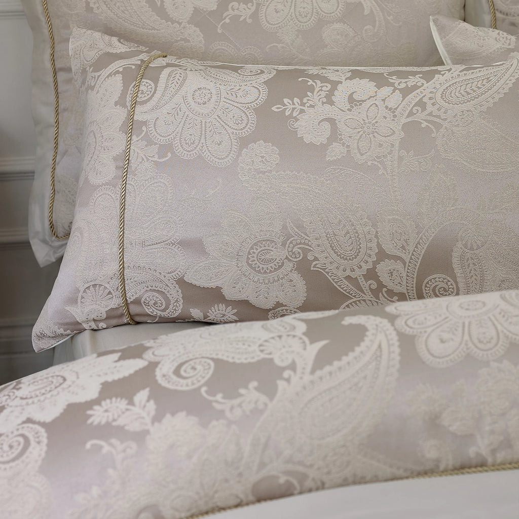 Catherine Lansfield Opulent Jacquard Duvet Cover Set Champagne Gold