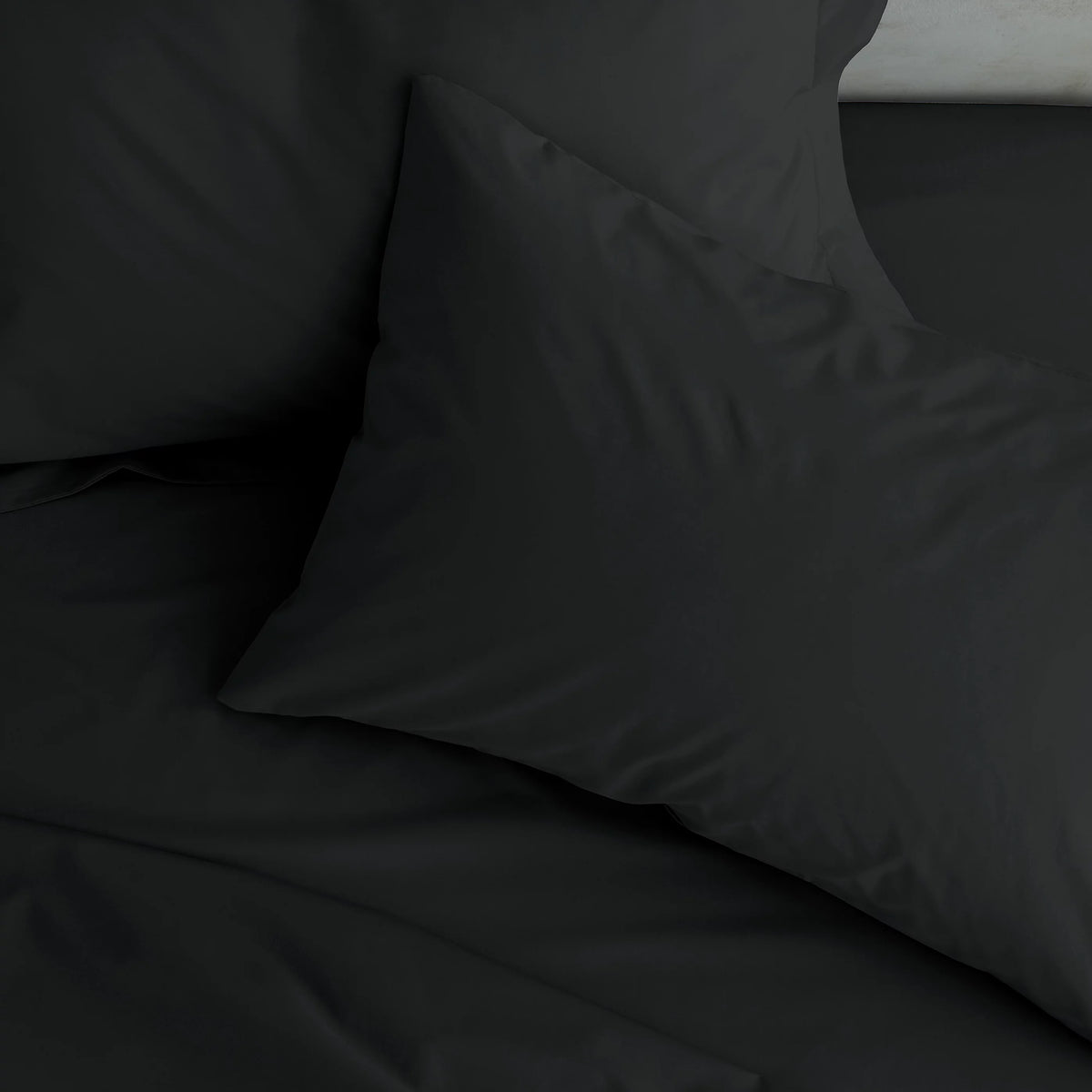 Catherine Lansfield Easy Iron Percale Standard Pillowcase Pair Black