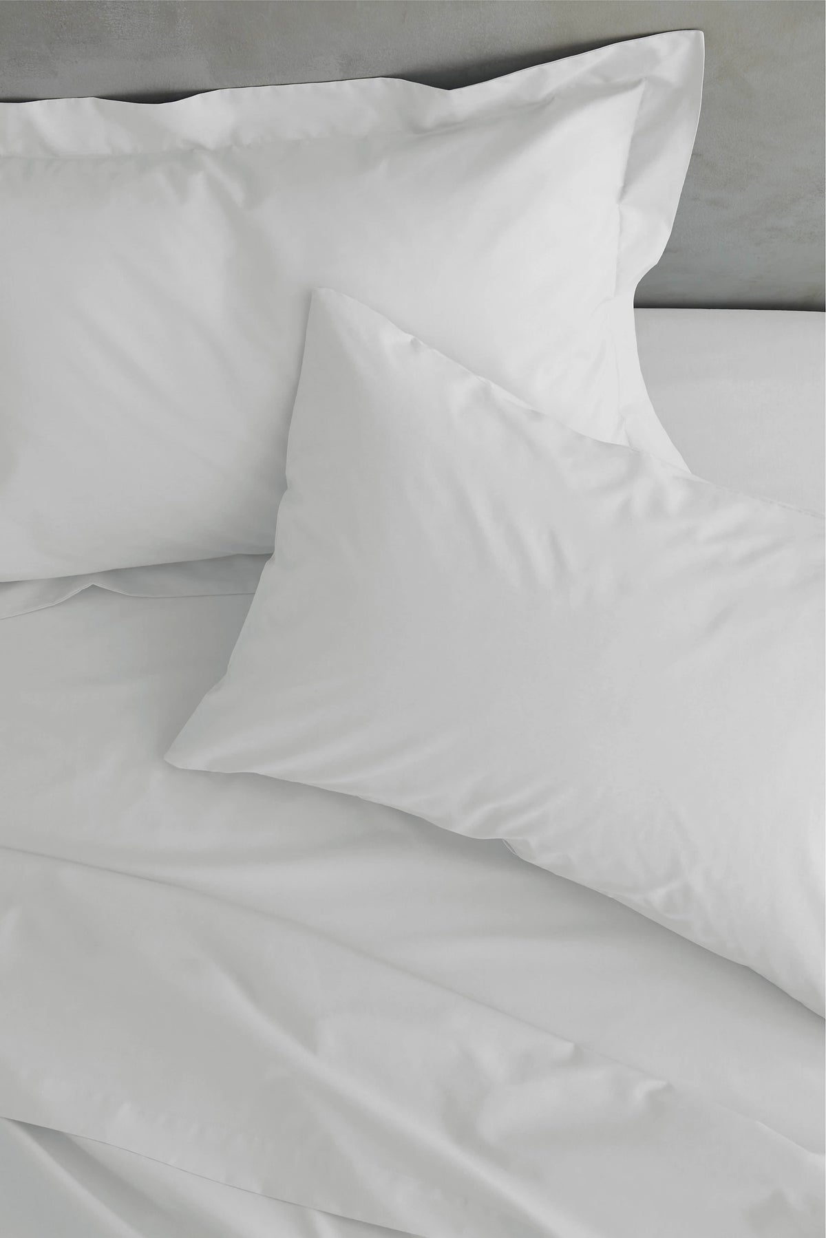 Catherine Lansfield Easy Iron Percale Standard Pillowcase Pair White