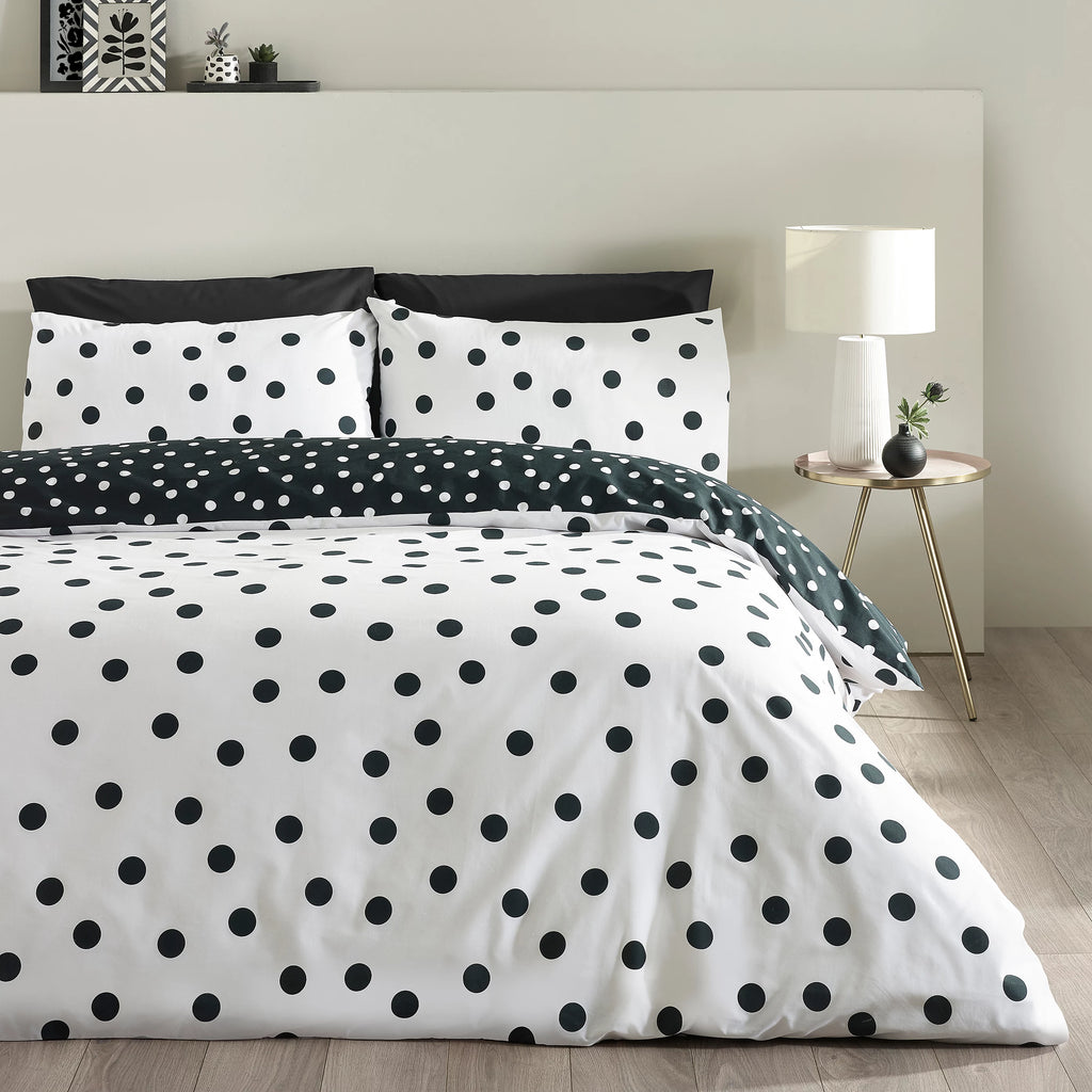 Catherine Lansfield Polka Dot Reversible Duvet Cover Set Black / White