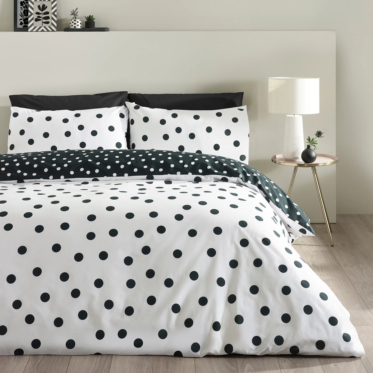 Catherine Lansfield Polka Dot Reversible Duvet Cover Set Black / White