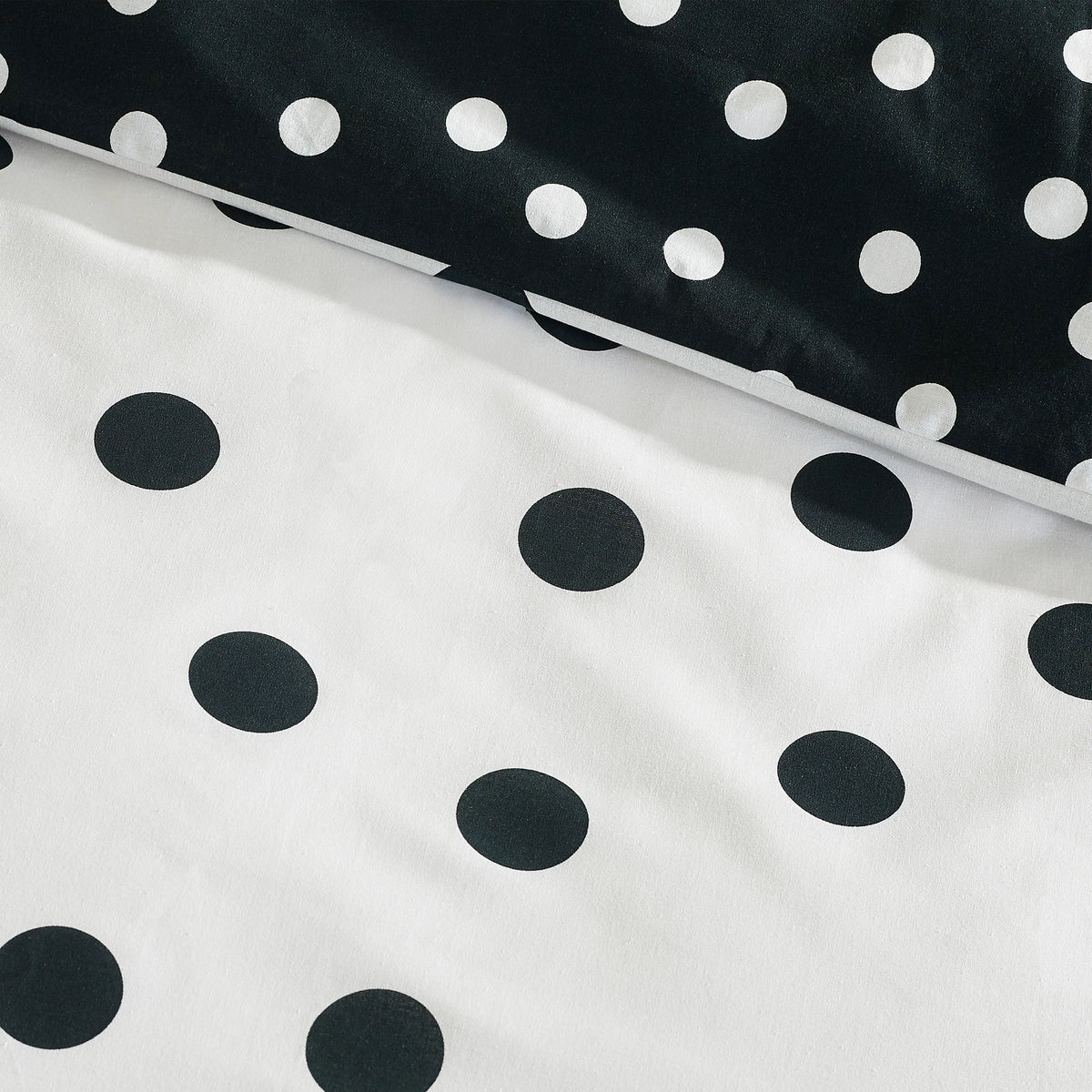 Catherine Lansfield Polka Dot Reversible Duvet Cover Set Black / White