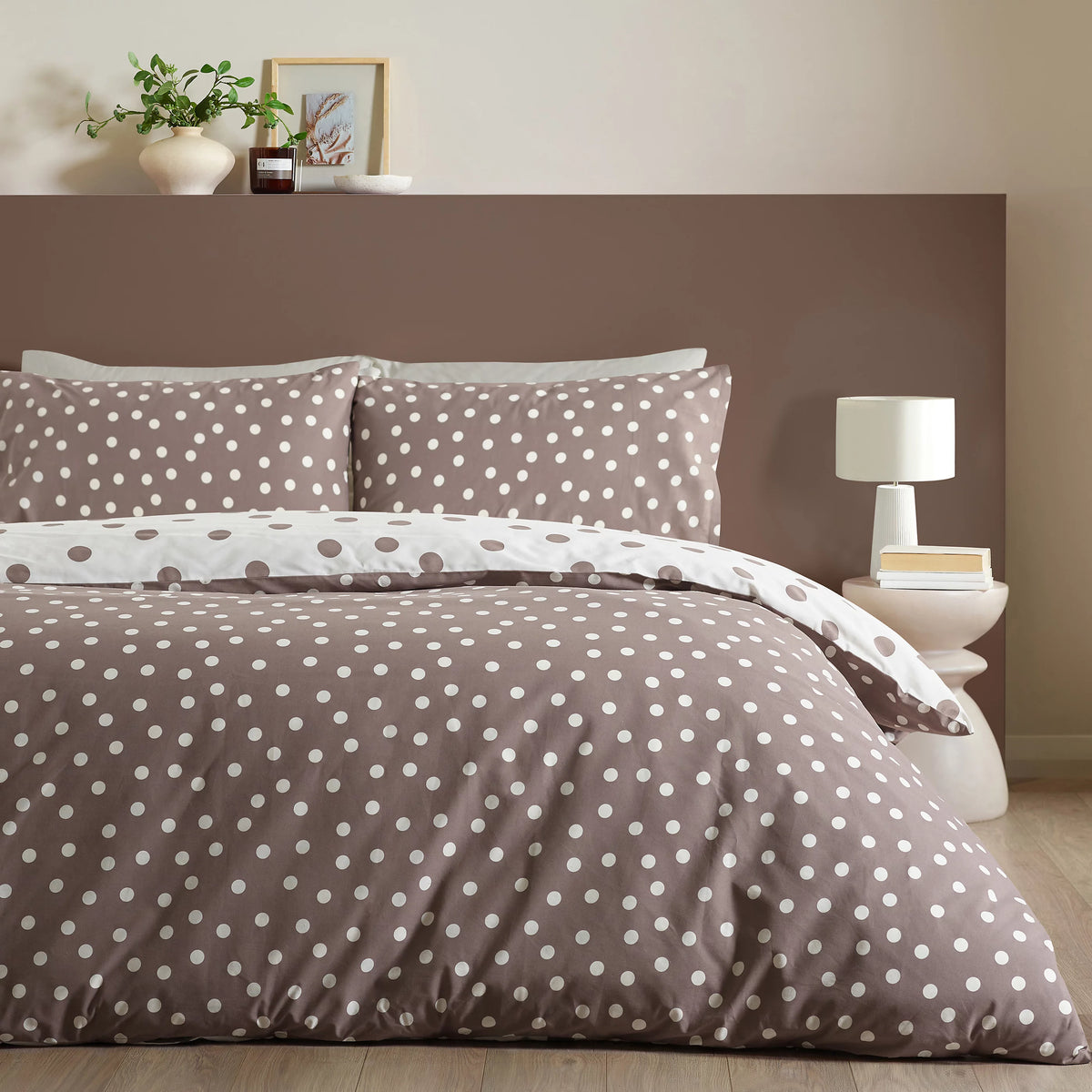 Catherine Lansfield Polka Dot Reversible Duvet Cover Set Chocolate