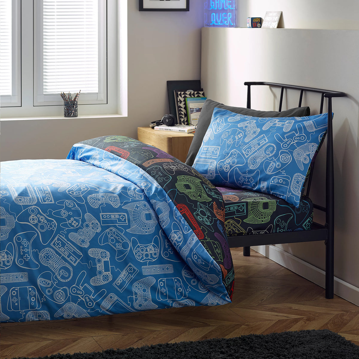 Catherine Lansfield Power Up Gamer So Soft Duvet Cover Set in Black