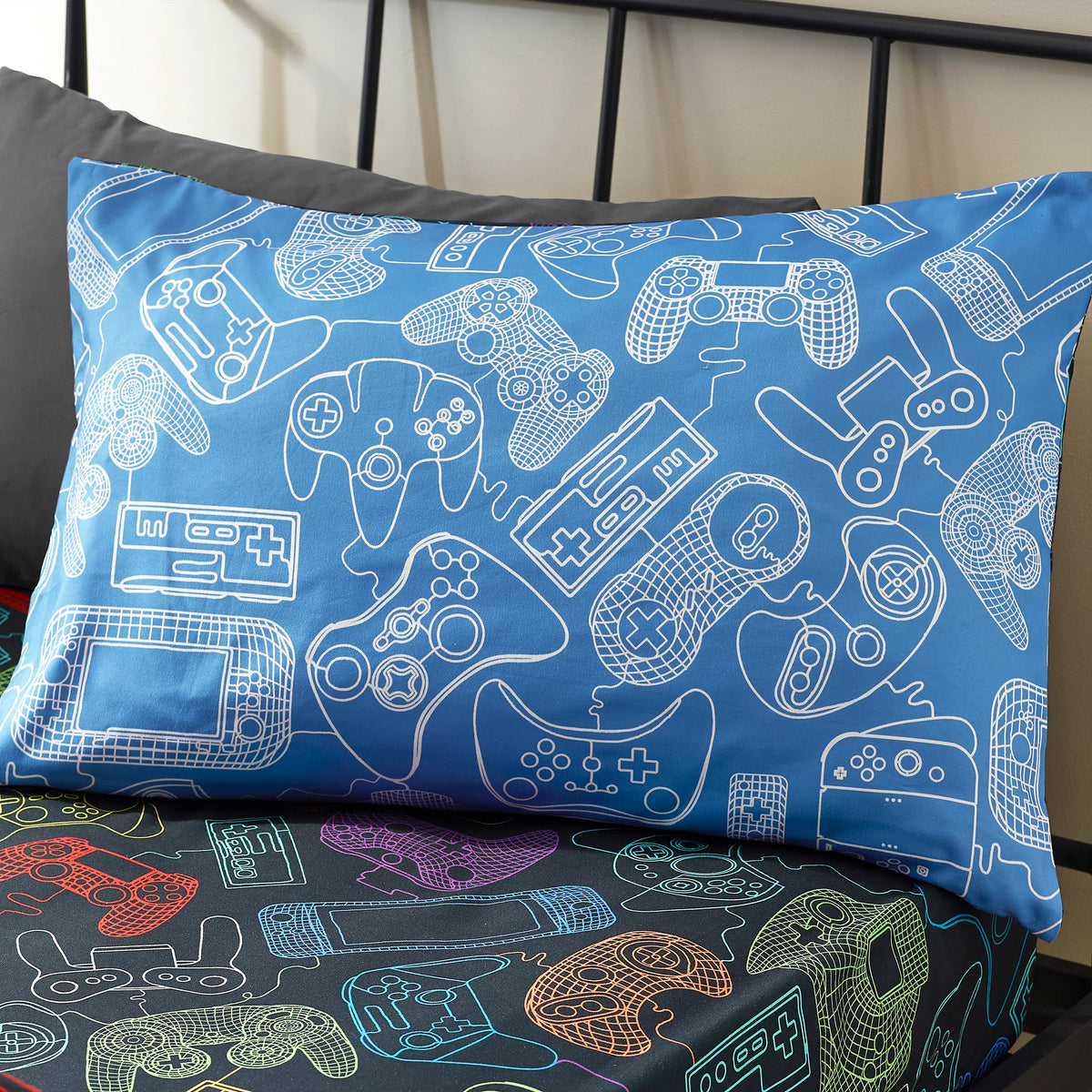 Catherine Lansfield Power Up Gamer So Soft Duvet Cover Set in Black