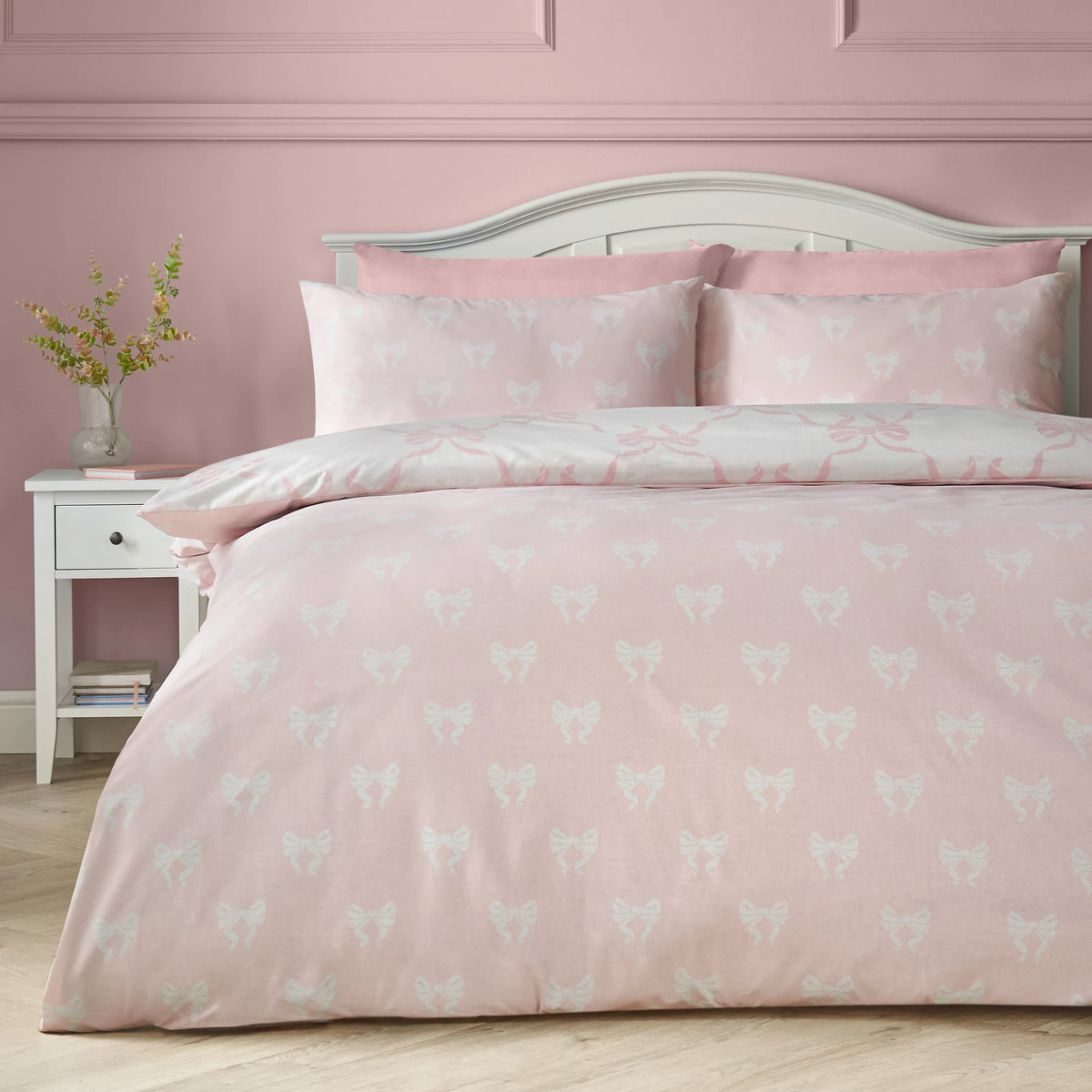 Catherine Lansfield Pink Pretty Bows Reversible Duvet Cover Set