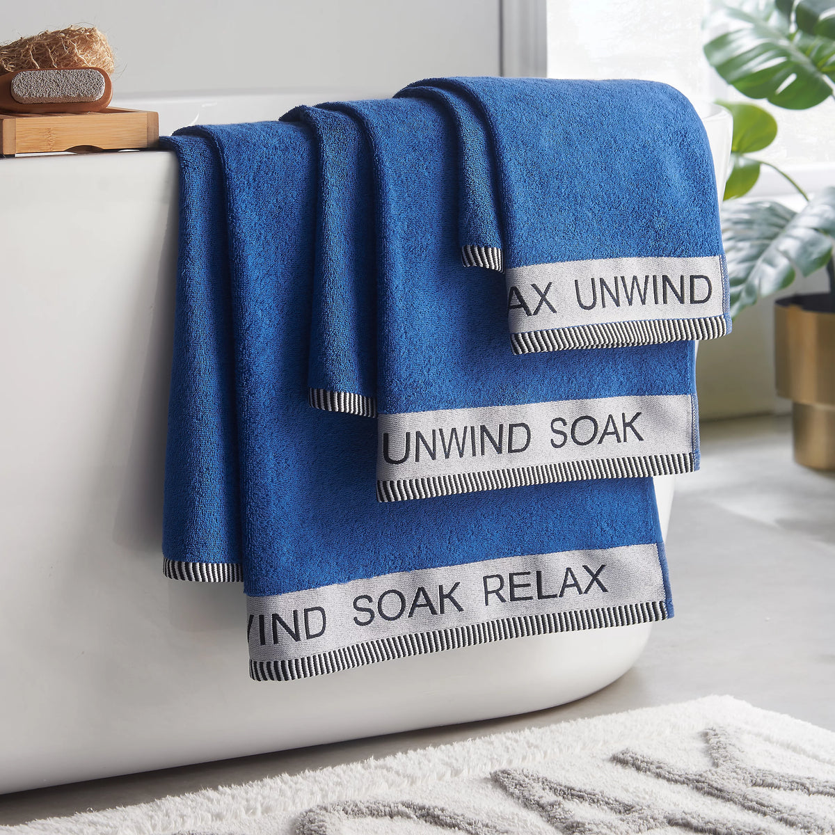 Catherine Lansfield Relax And Unwind 400GSM Towel Cobalt Blue