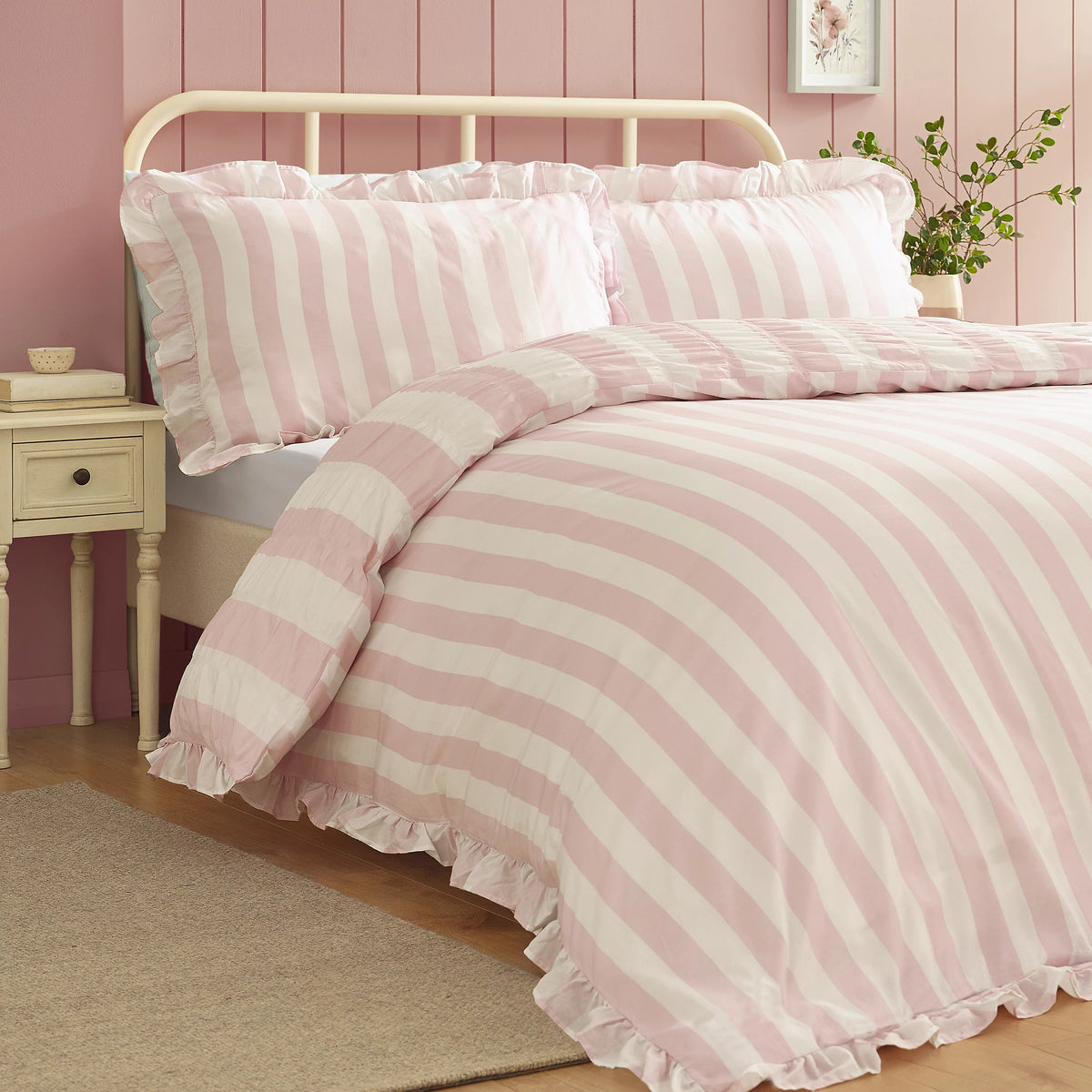 Catherine Lansfield Pink Seersucker Frill Stripe Duvet Cover Set