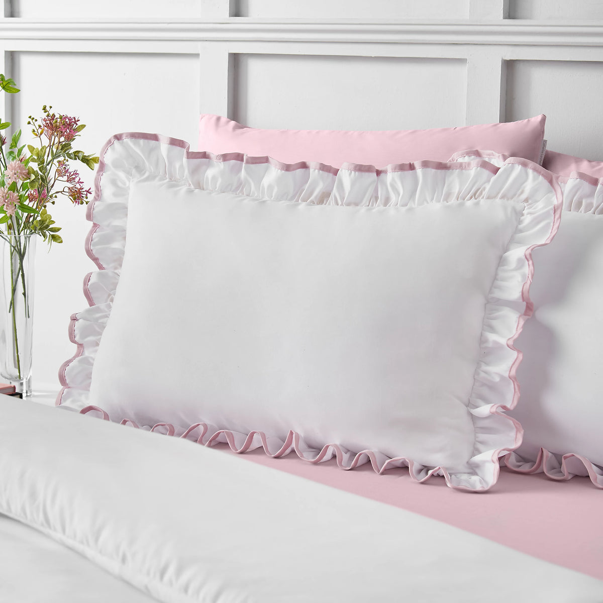 Catherine Lansfield So Soft Mono Frill Duvet Cover Set White / Pink
