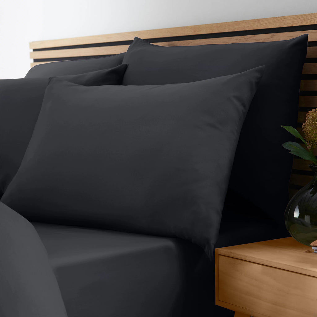 Catherine Lansfield So Soft Non-Iron Fitted Sheet Black