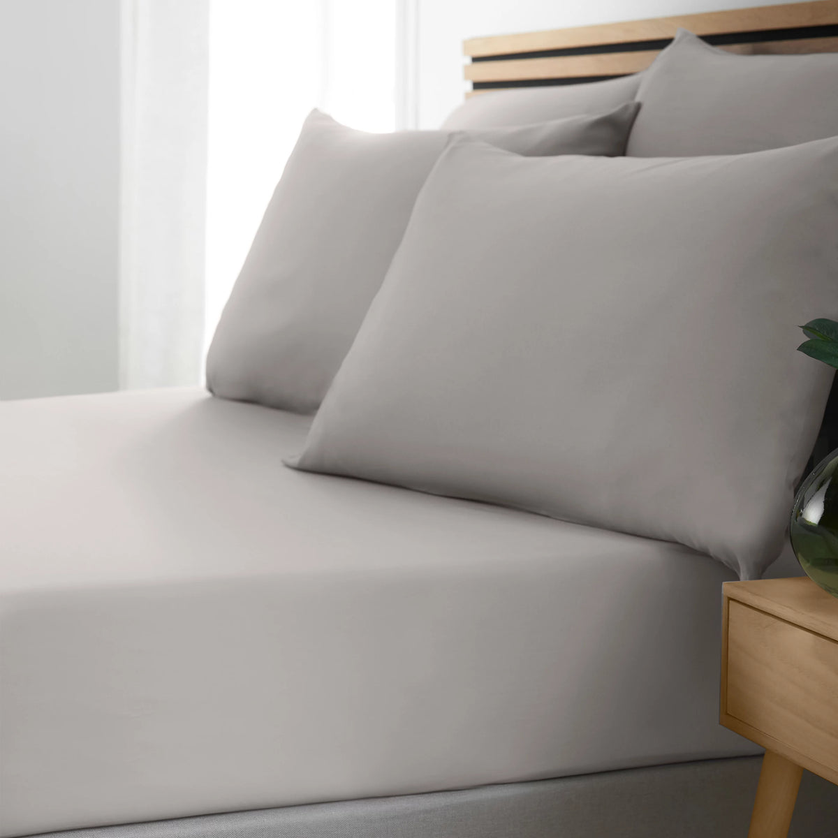 Catherine Lansfield So Soft Non-Iron Fitted Sheet Grey