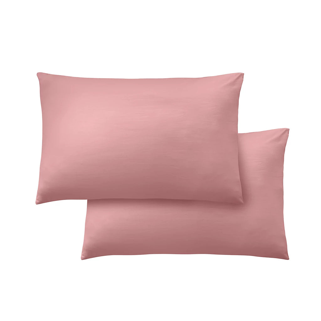 Catherine Lansfield So Soft Non-Iron Standard Pack of 4 Pillowcases in Coral