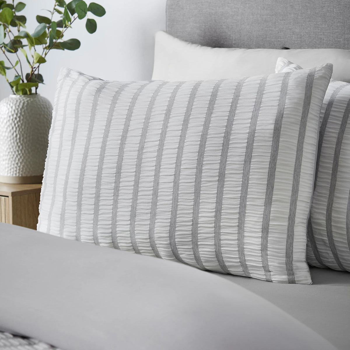 Catherine Lansfield Grey So Soft Seersucker Stripe Duvet Cover Set