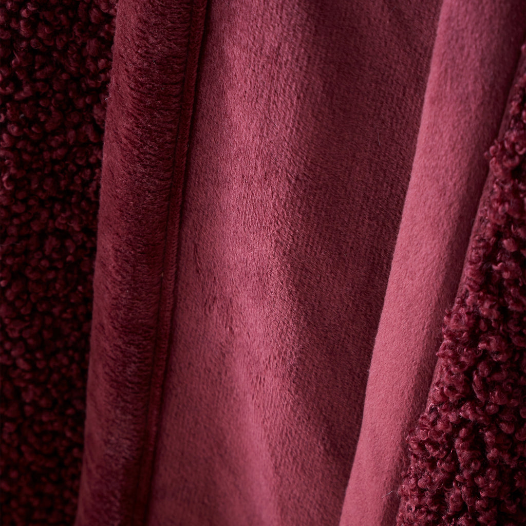 Catherine Lansfield So Soft Velvet Boucle 130x170cm Blanket Throw Damson