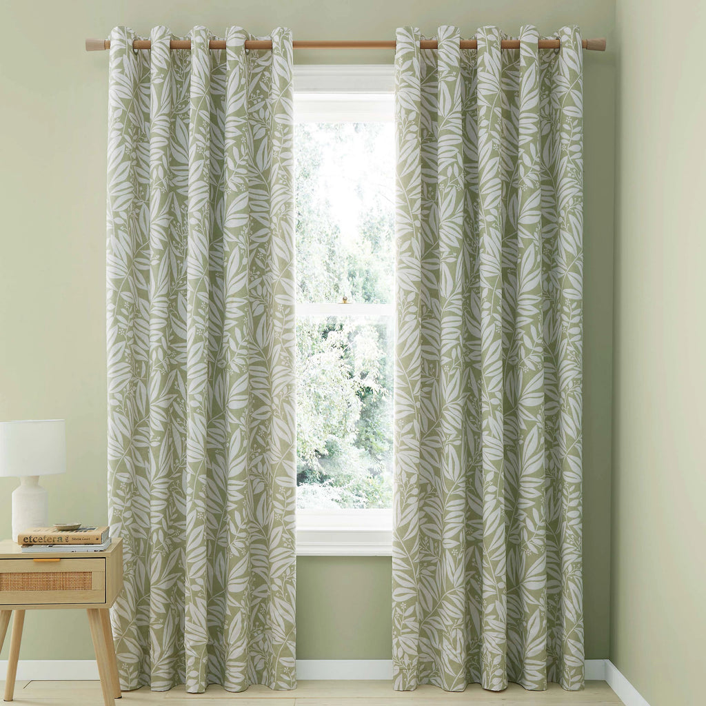 Catherine Lansfield Sorrel Leaf 66x90 Inch Fully Reversible Eyelet Curtains Green